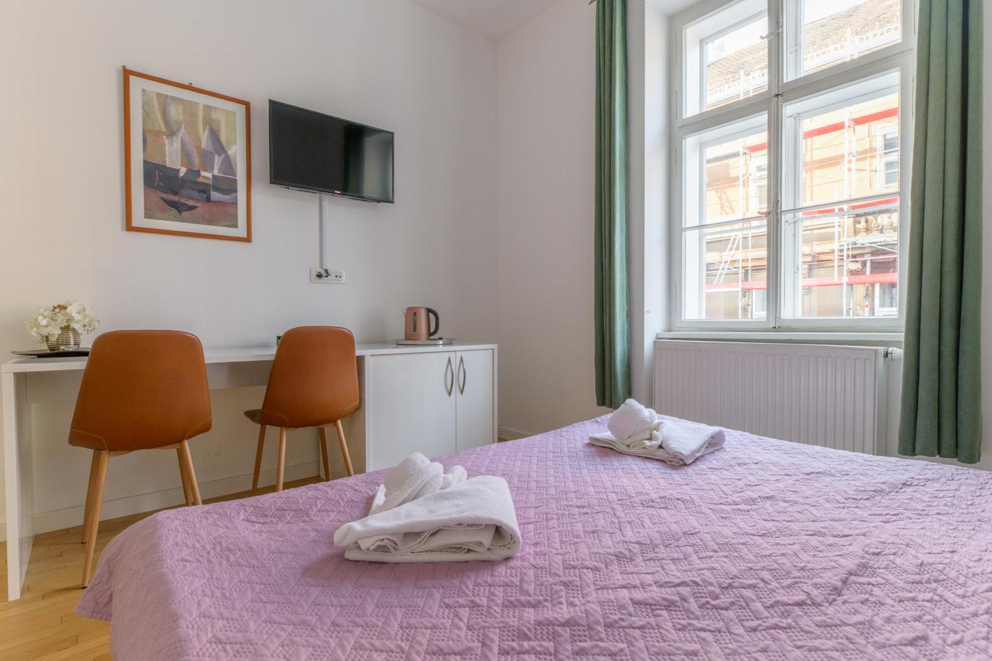 Niva Rooms & Studio Apartment 萨格勒布 外观 照片