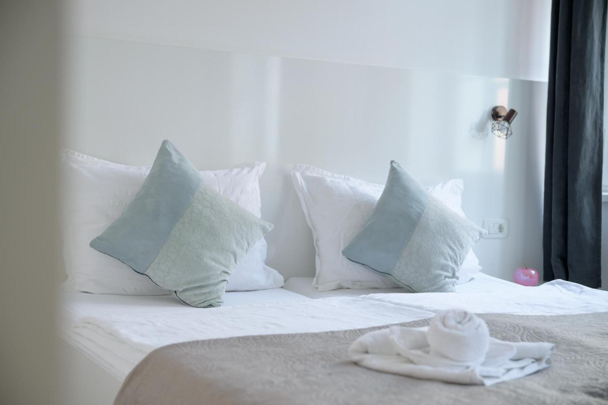 Niva Rooms & Studio Apartment 萨格勒布 外观 照片