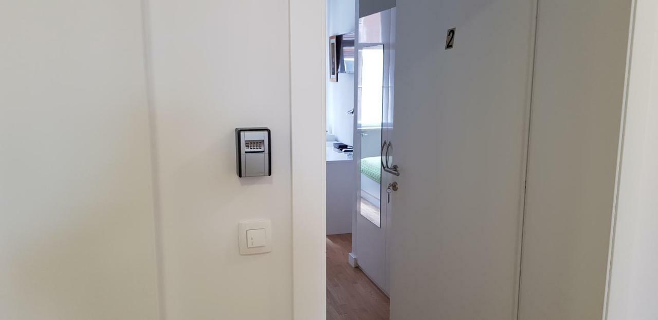 Niva Rooms & Studio Apartment 萨格勒布 外观 照片